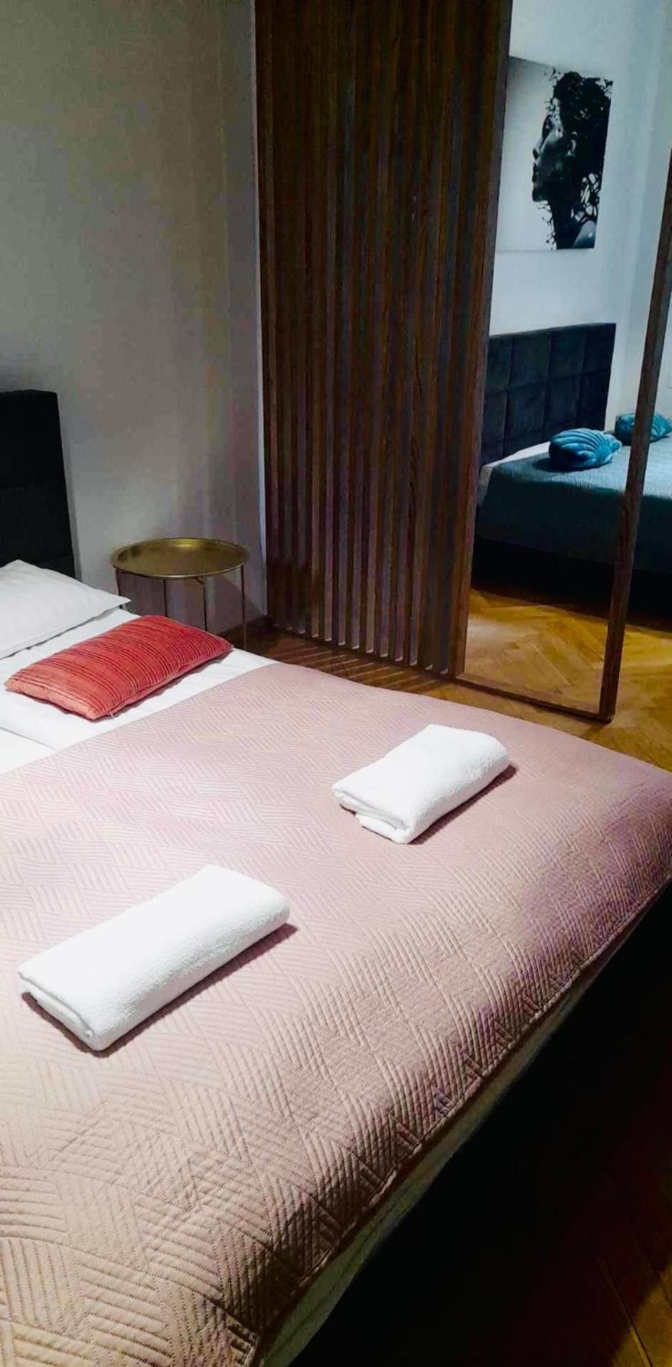 Selected Apartments By Market Square Cracovia Esterno foto