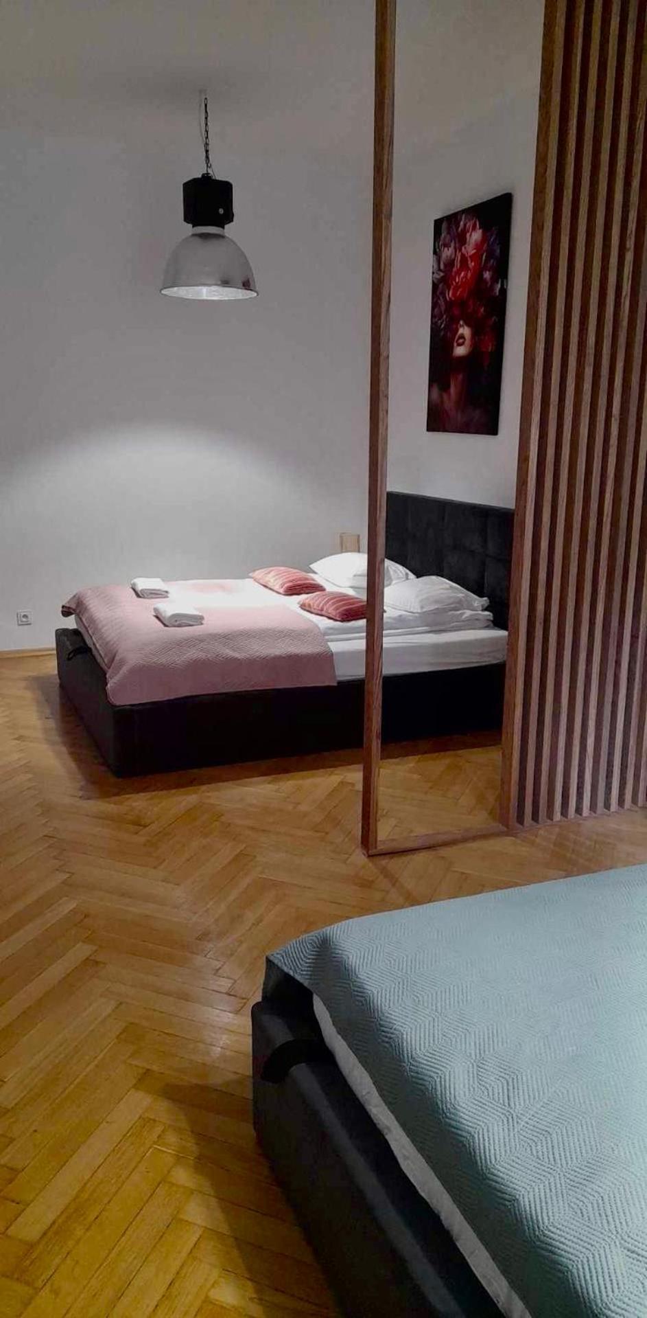 Selected Apartments By Market Square Cracovia Esterno foto