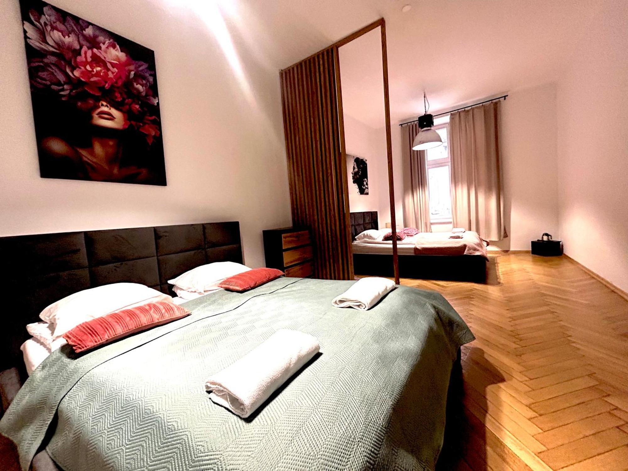 Selected Apartments By Market Square Cracovia Esterno foto